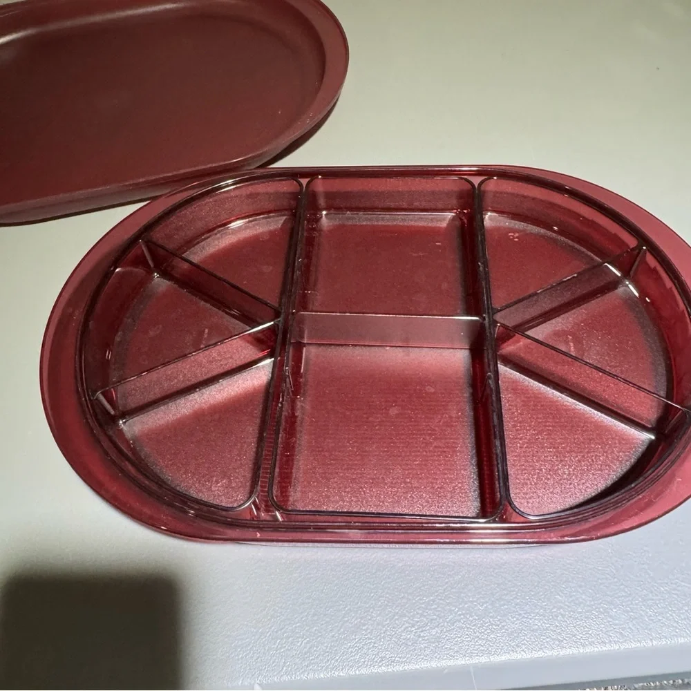 Tupperware VTG Preludio Cranberry Red Multi-Compartment Serving Tray with‎ Lid